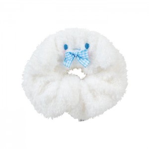 White Hello Kitty Cinnamoroll Cozy Plush Scrunchie (Gingham Bow) | CA_HK14587