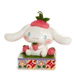 White Hello Kitty Cinnamoroll with Strawberry Figurine (Jim Shore Sanrio Collection) | CA_HK38173