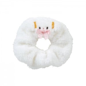 White Hello Kitty Cogimyun Cozy Plush Scrunchie (Gingham Bow) | CA_HK35653