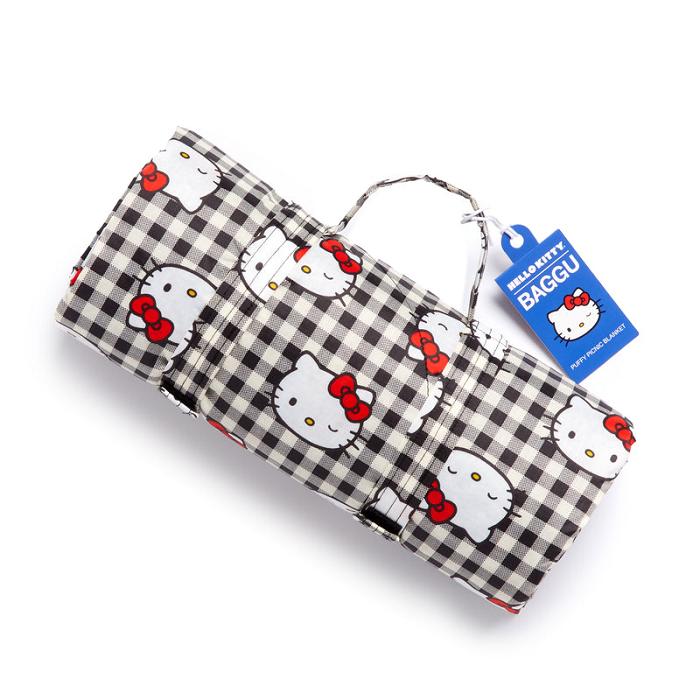 Black Hello Kitty Hello Kitty x Baggu 50th Anniversary Puffy Picnic Blanket (Black Gingham) | CA_HK63471