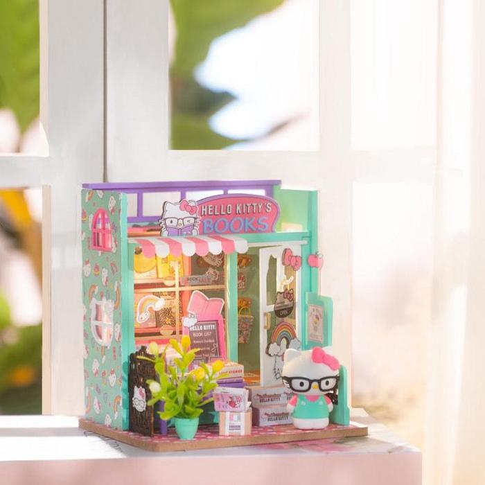 Green Hello Kitty Hello Kitty DIY Miniature Bookstore | CA_HK17442