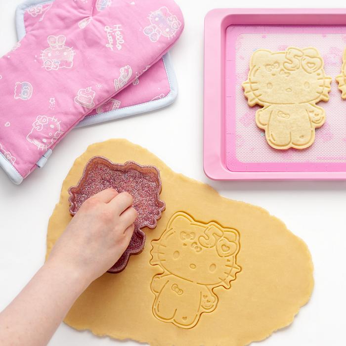 Pink Hello Kitty Hello Kitty 50th Anniversary Cookie Stamp and Cutter | CA_HK78925