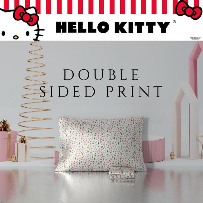 Red / Green Hello Kitty Hello Kitty Holiday Satin Pillowcase | CA_HK36116