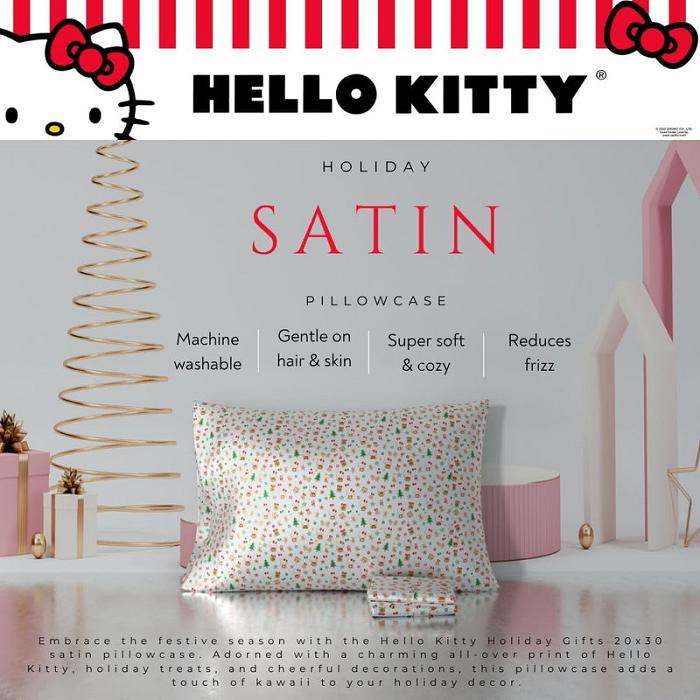 Red / Green Hello Kitty Hello Kitty Holiday Satin Pillowcase | CA_HK36116