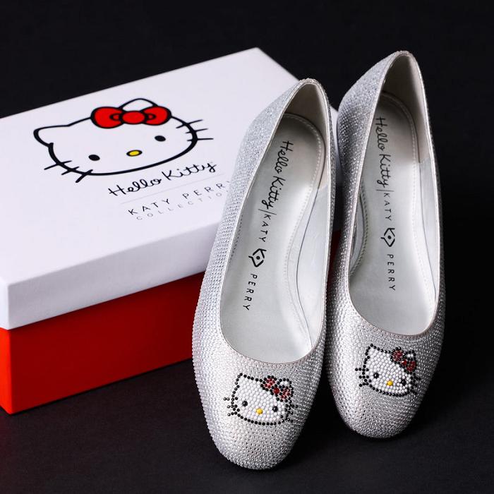 Silver Hello Kitty Hello Kitty x Katy Perry Crystal Ballet Flat (Silver) | CA_HK11850