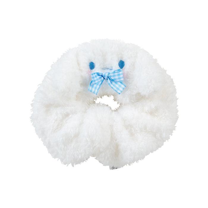 White Hello Kitty Cinnamoroll Cozy Plush Scrunchie (Gingham Bow) | CA_HK14587