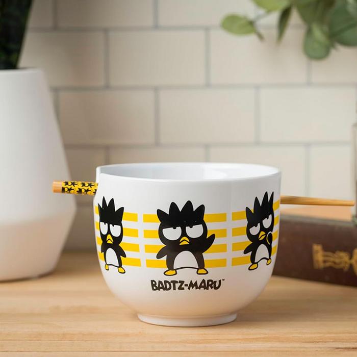 Yellow Hello Kitty Badtz-maru Ceramic Ramen Bowl and Chopstick Set (Stripes) | CA_HK63809